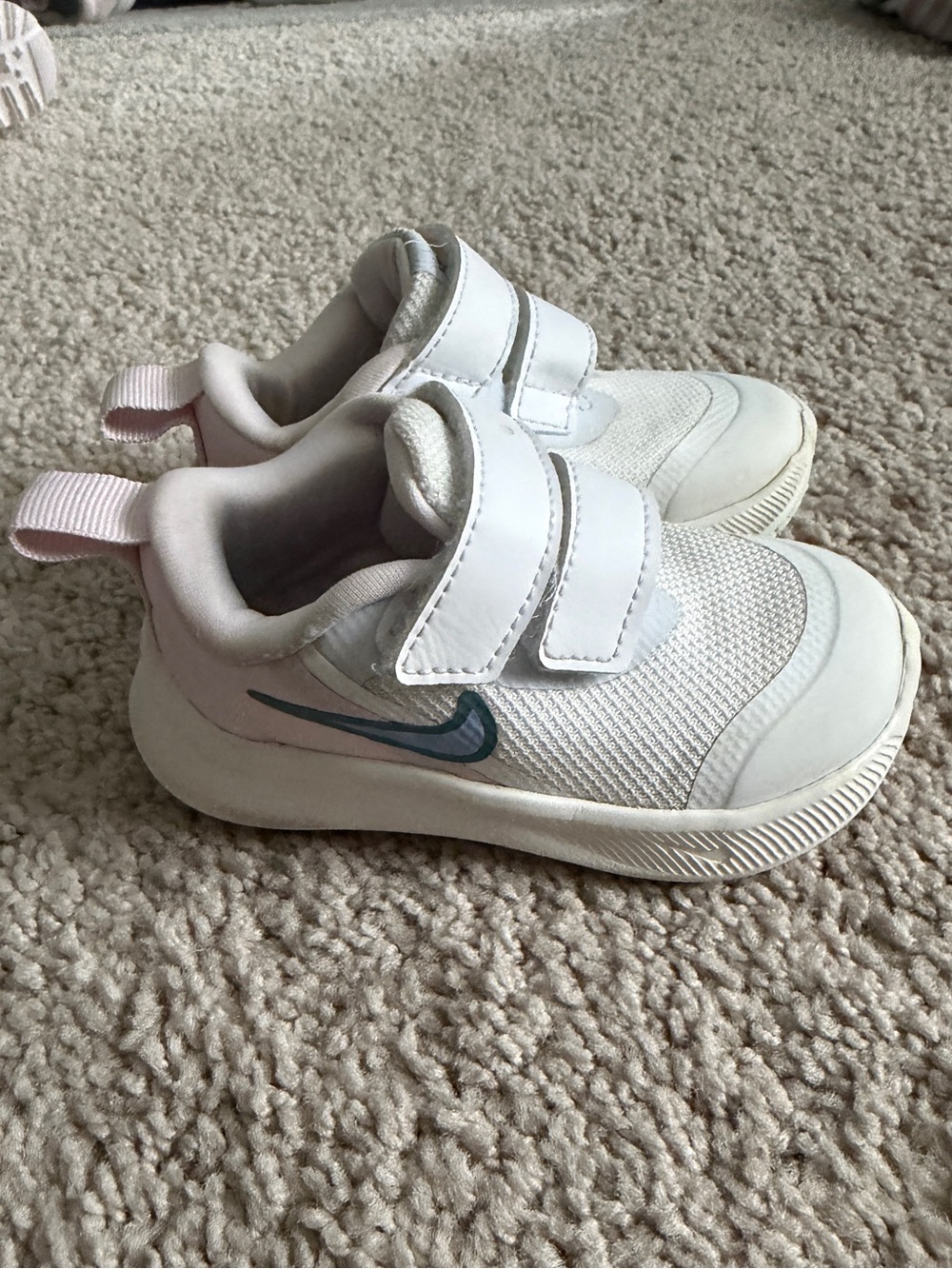 5c toddler Nike shoes
